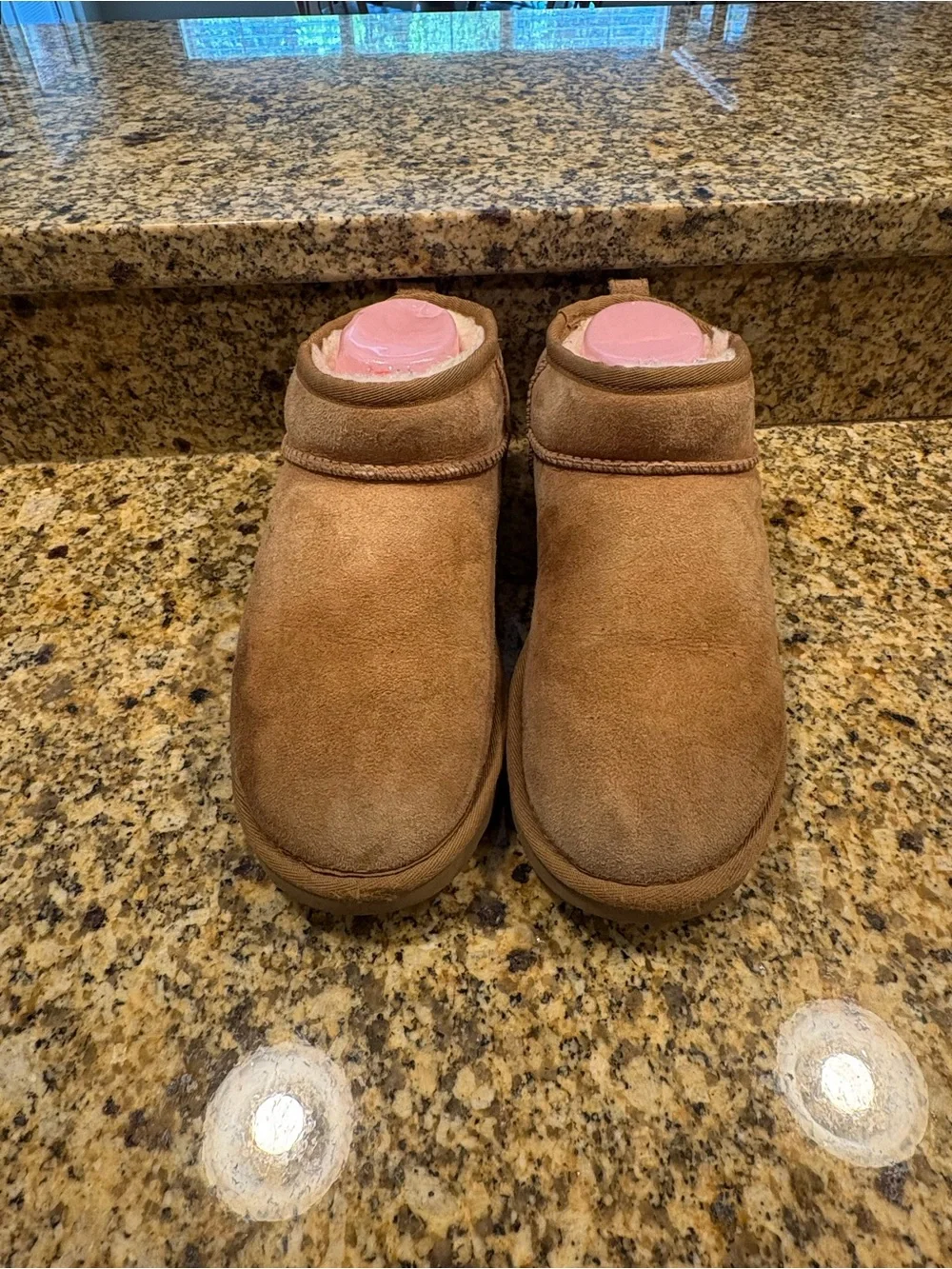 Ugg classic ultra mini boots chestnut 8 tan suede Sherpa